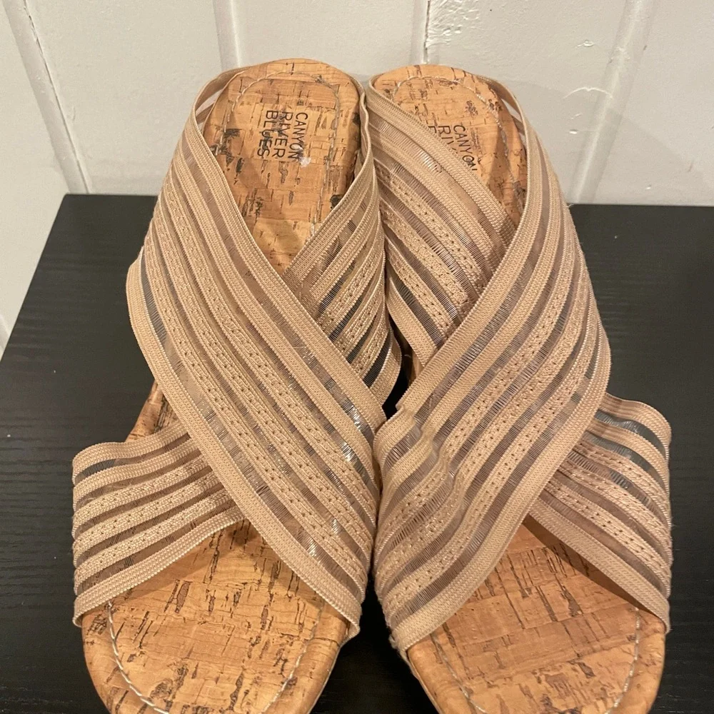 Canyon River Blues Cork Wedge Sandals in Beige size 8